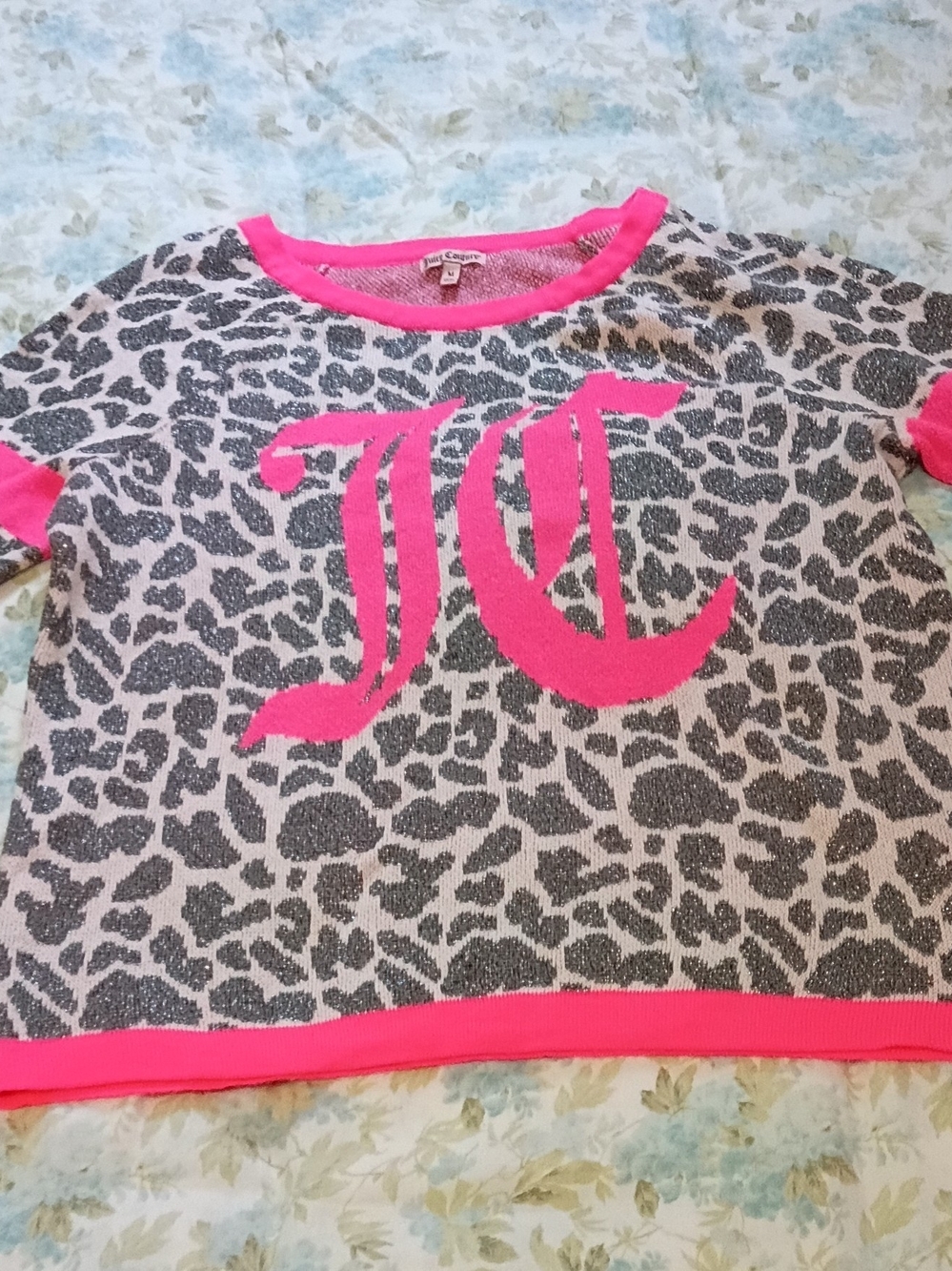 Juicy Couture "Bright Lines" Metallic Silver & Pink Leopard Knit Sweater - M